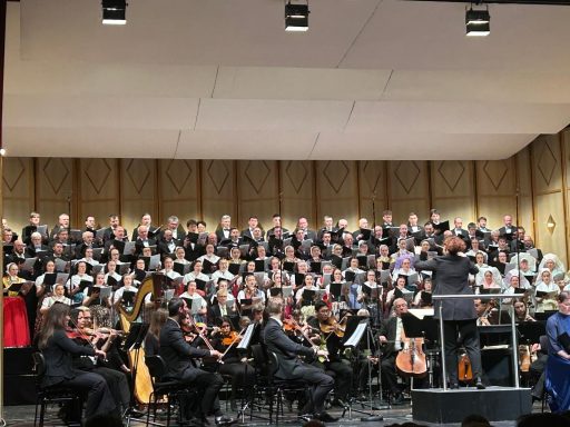 Konzert "Nalěćo" im Cottbusser Theater, gemeinsam mit anderen sorbischen Chören und dem SNE Konzert im Cottbusser Theater "Nalěćo"